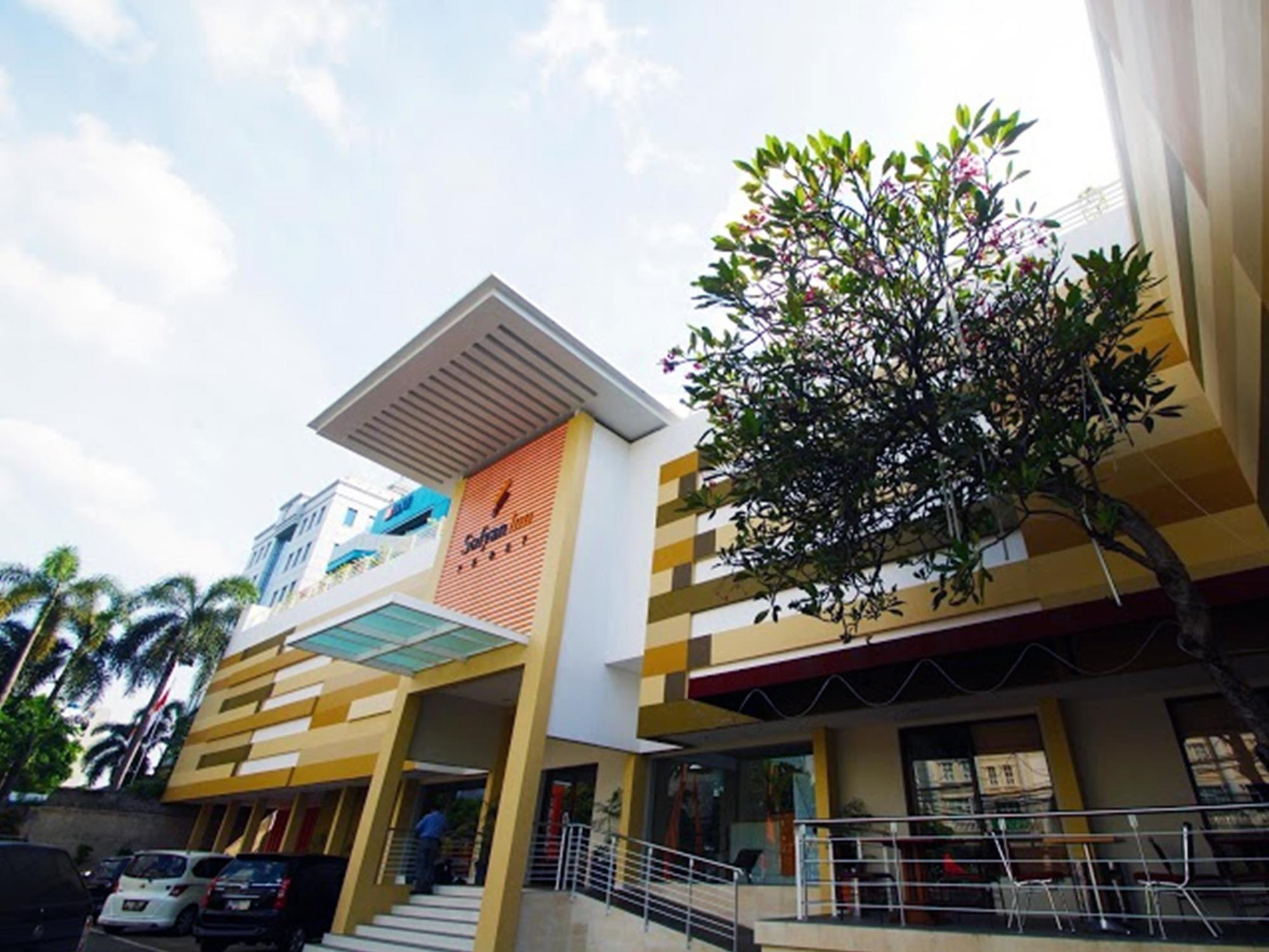 Sofyan Hotel Soepomo Jacarta Exterior foto