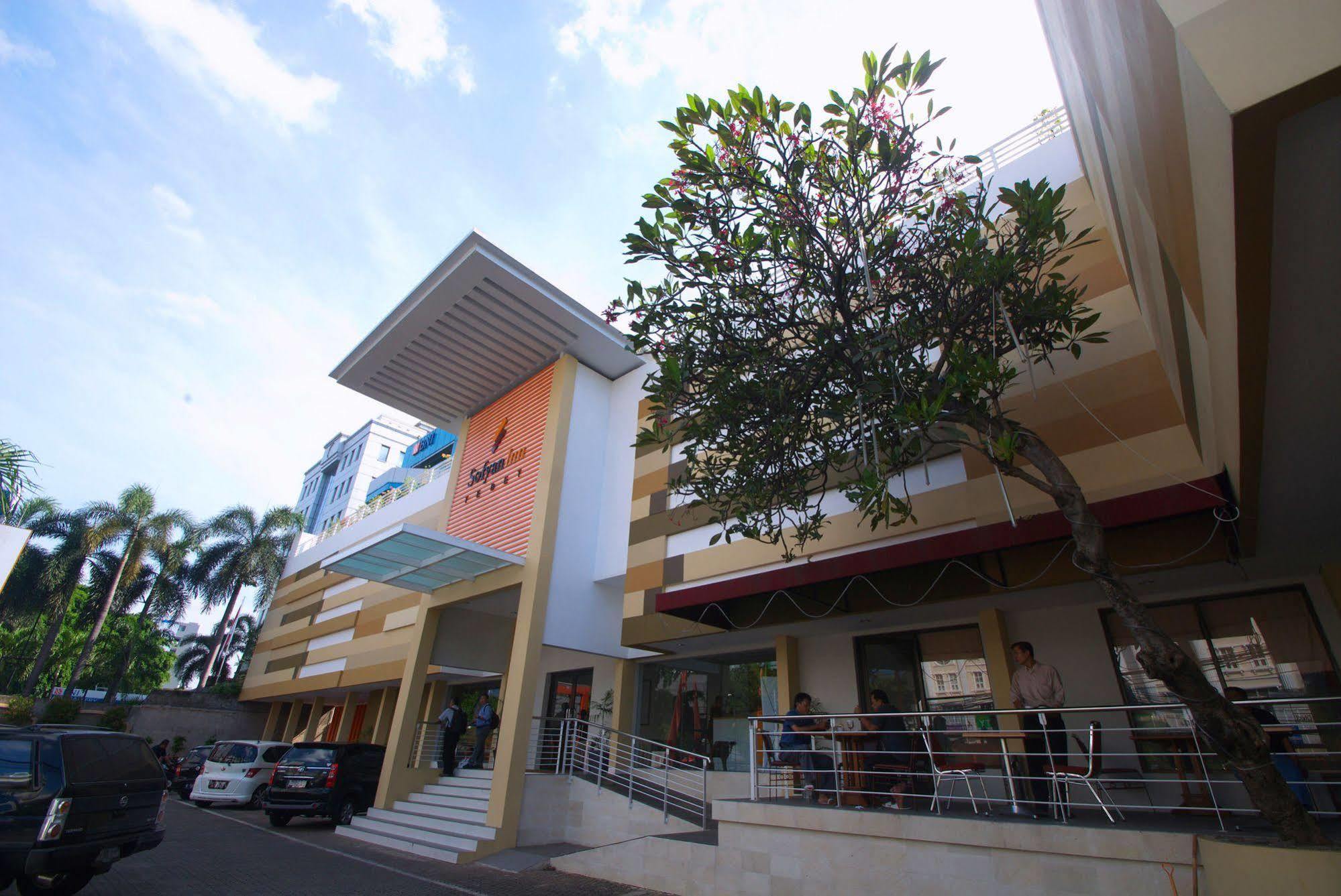 Sofyan Hotel Soepomo Jacarta Exterior foto