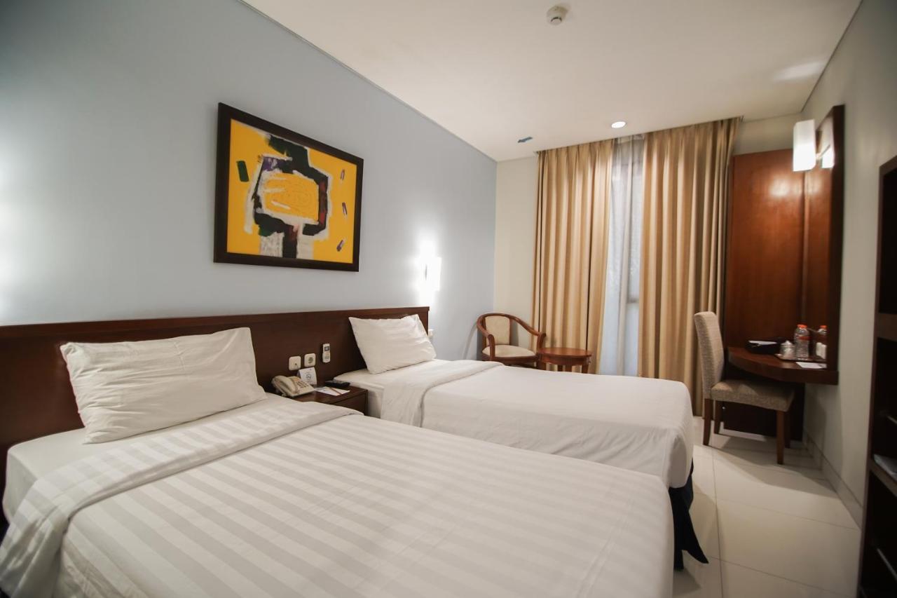 Sofyan Hotel Soepomo Jacarta Quarto foto